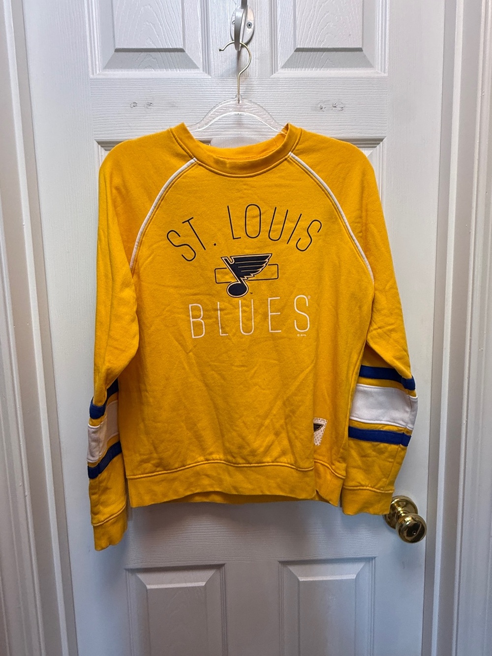 St. Louis Blues Women’s Yellow Crewneck Sweatshirt